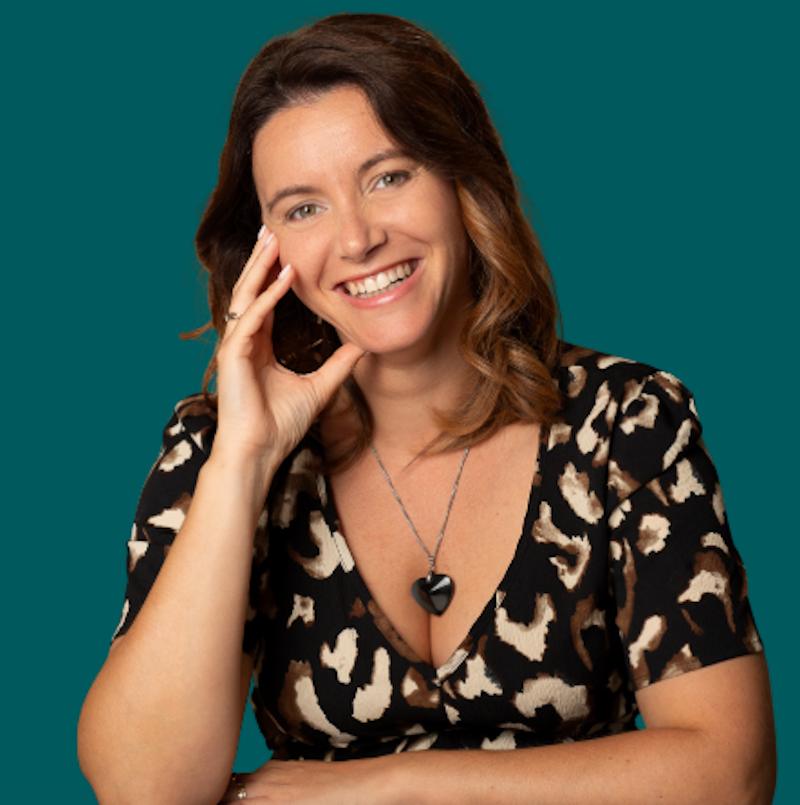 Marie Laure IZANGE Medium2